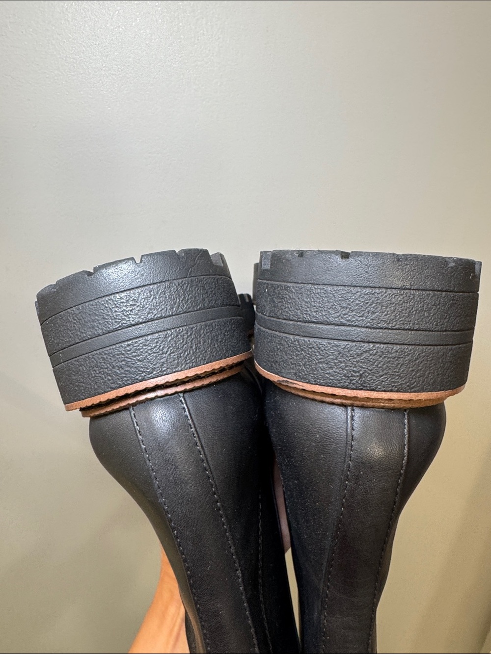 NWOT Sam Edelman Laguna Leather Lug Sole Chelsea Boot Size 8 - Picture 12 of 15